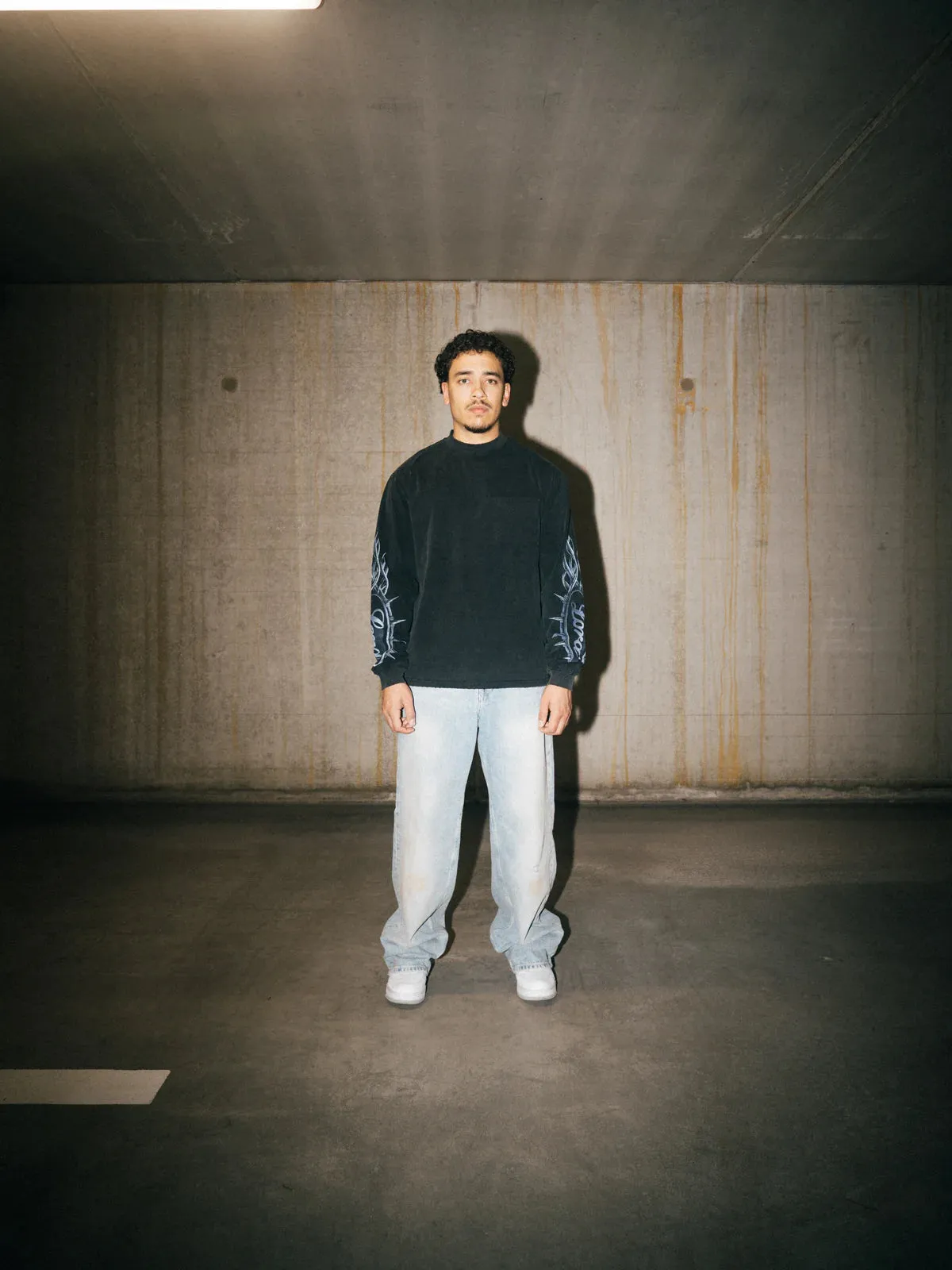 LORD CULTURE  LONG SLEEVE TEE  VINTAGE BLACK